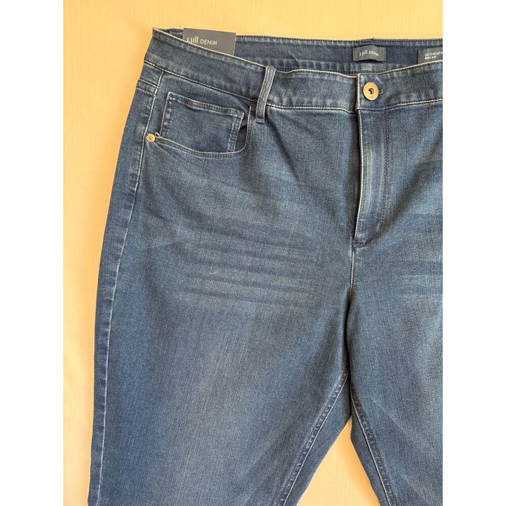 J JILL DENIM Jeans Women's Size 18 Rainstorm Wash Authentic Fit Boot Cut - Picture 4 of 11